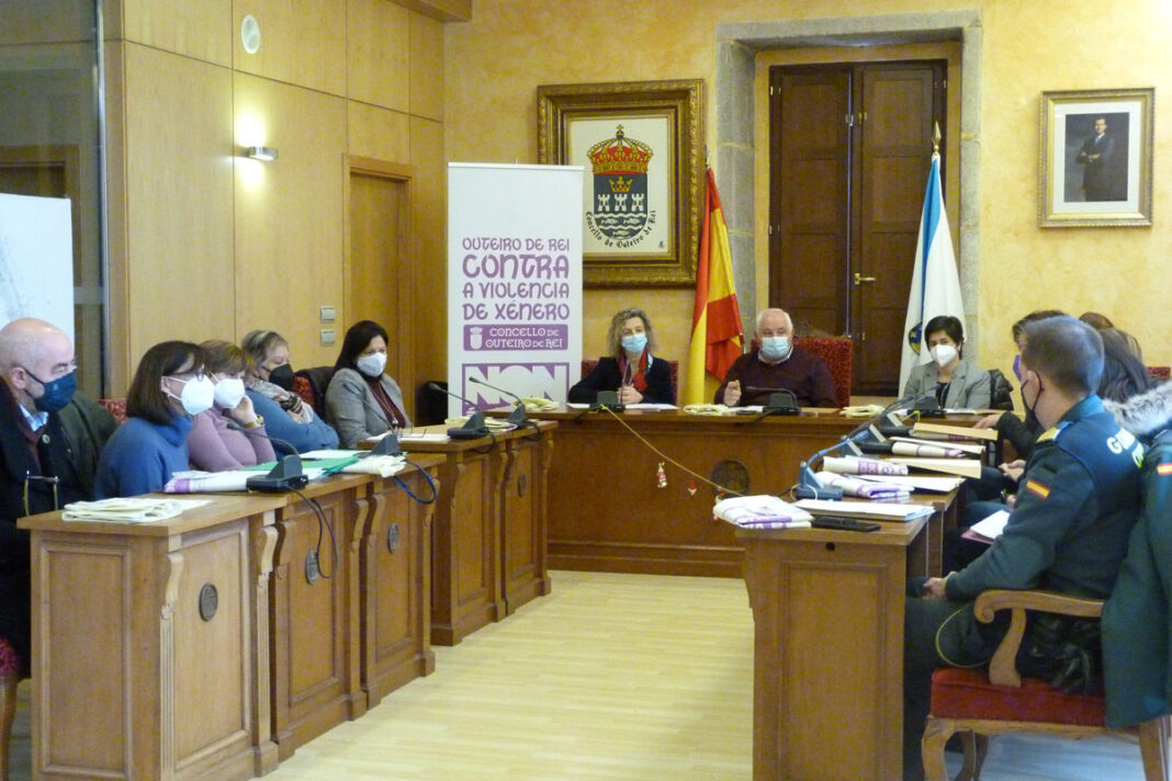 Reunida a Mesa Local de Coordinación Interinstitucional contra a Violencia de Xénero