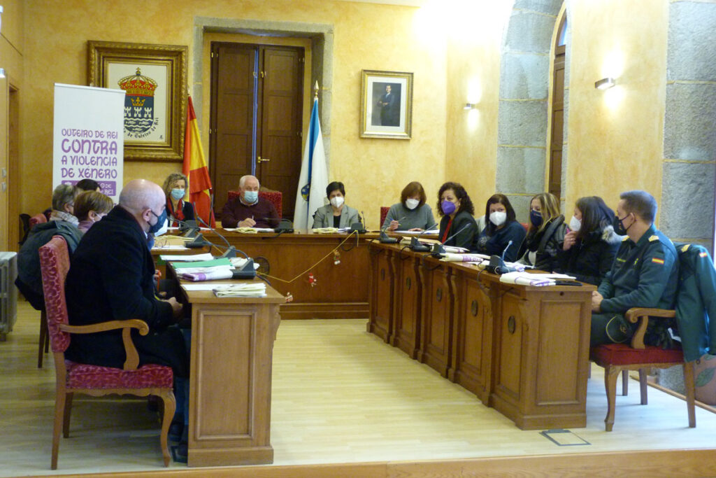 Reunida a Mesa Local de Coordinación Interinstitucional contra a Violencia de Xénero