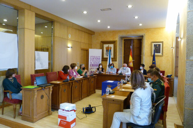 Reunida a Mesa Local de Coordinación Interinstitucional contra a Violencia de Xénero