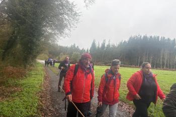 23-11-2025_-Andaina-Popular-contra-a-Violencia-de-Xenero-Concello-de-Outeiro-de-Rei-28