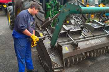 Transformaciones-Agricolas-e-Forestais-Manuel-Angel-4